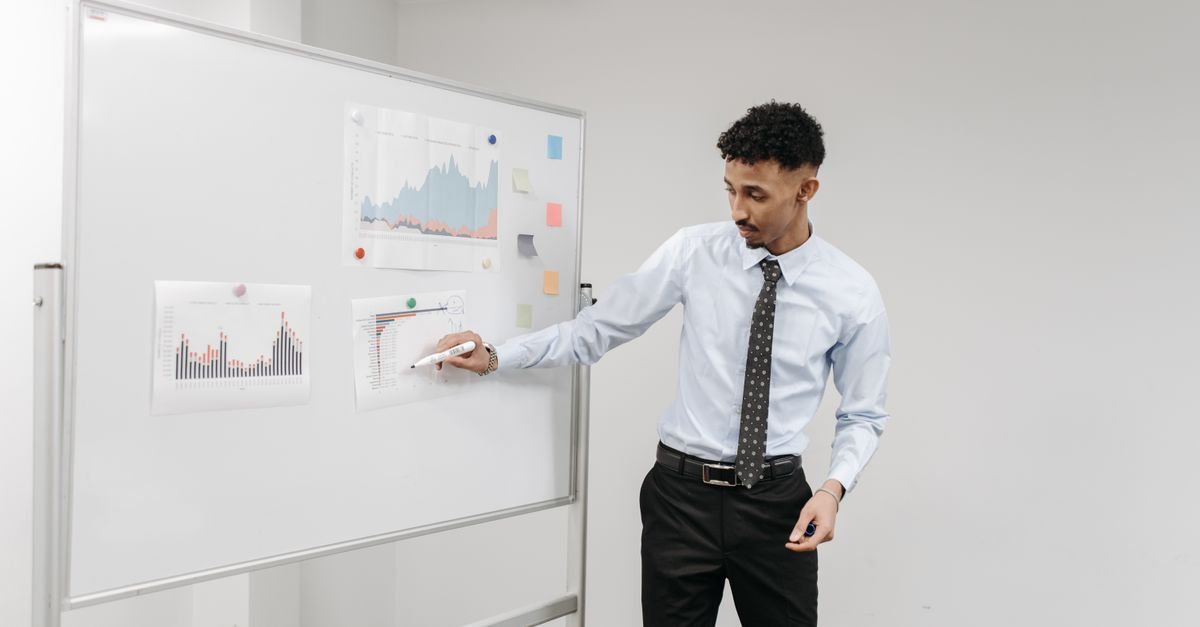 SEO KPIs and Reporting: What to Measure and Show Clients