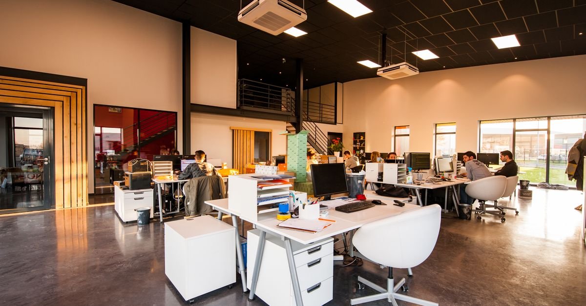 In-House vs Agency SEO