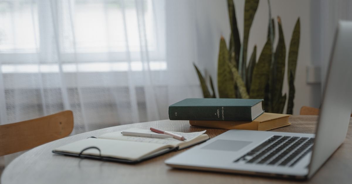 How to Start a Blog That Actually Ranks