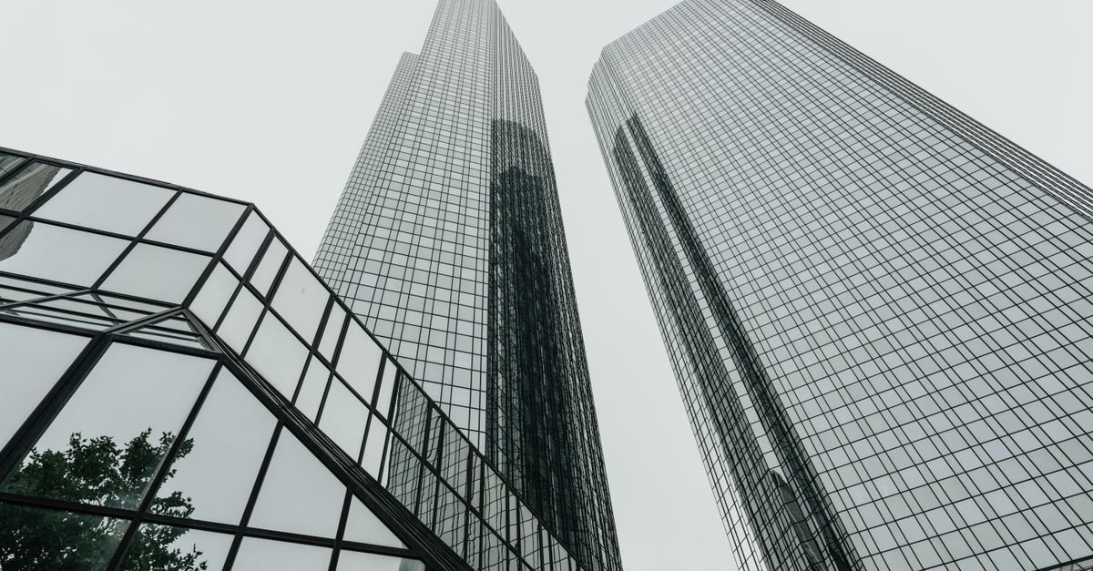 Enterprise Link Building at Scale